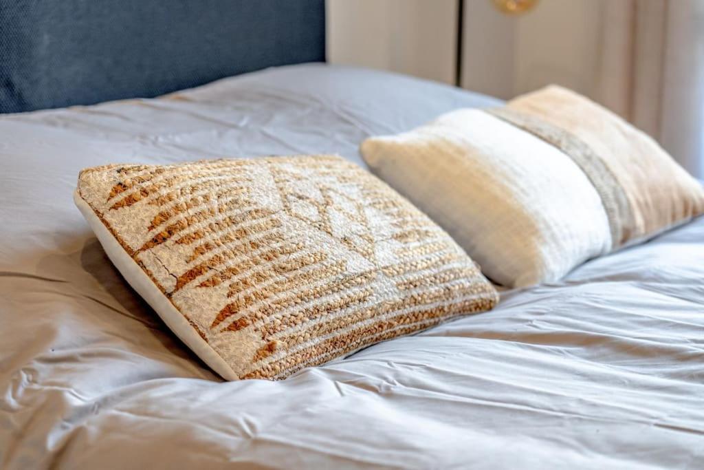 Apartment Superbe Neuf, Climatise Centre Village